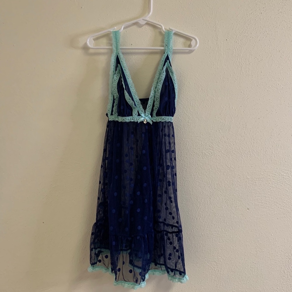 🔥FINAL PRICE $3🔥 La Vie En Rose Babydoll Top